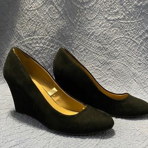 Merona black wedges size 7 1/2